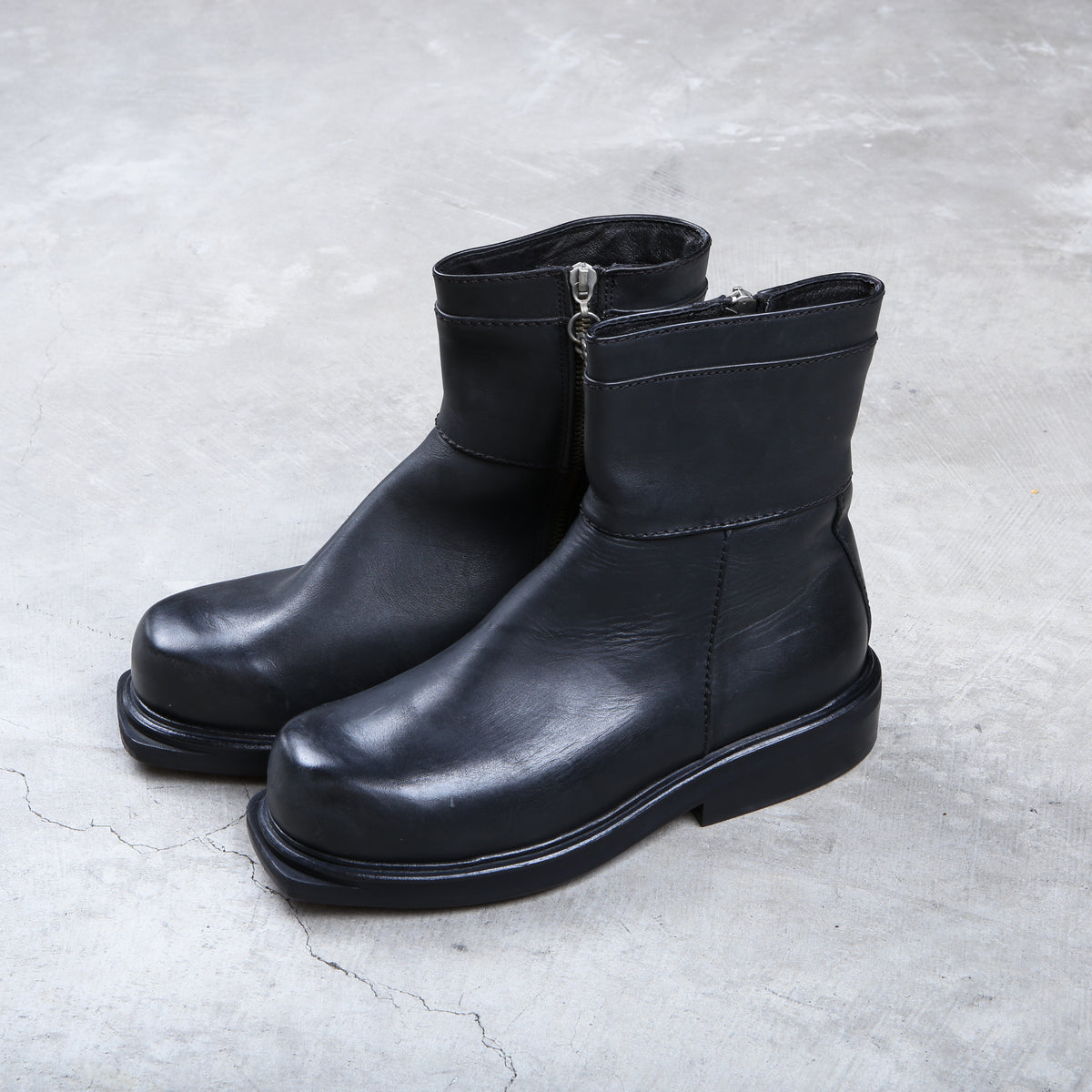 Dirk Bikkembergs Clean Zip Boots Size 41 – akaibu.co Dirk Bikkembergs Clean Zip Boots Size 41 – akaibu.co