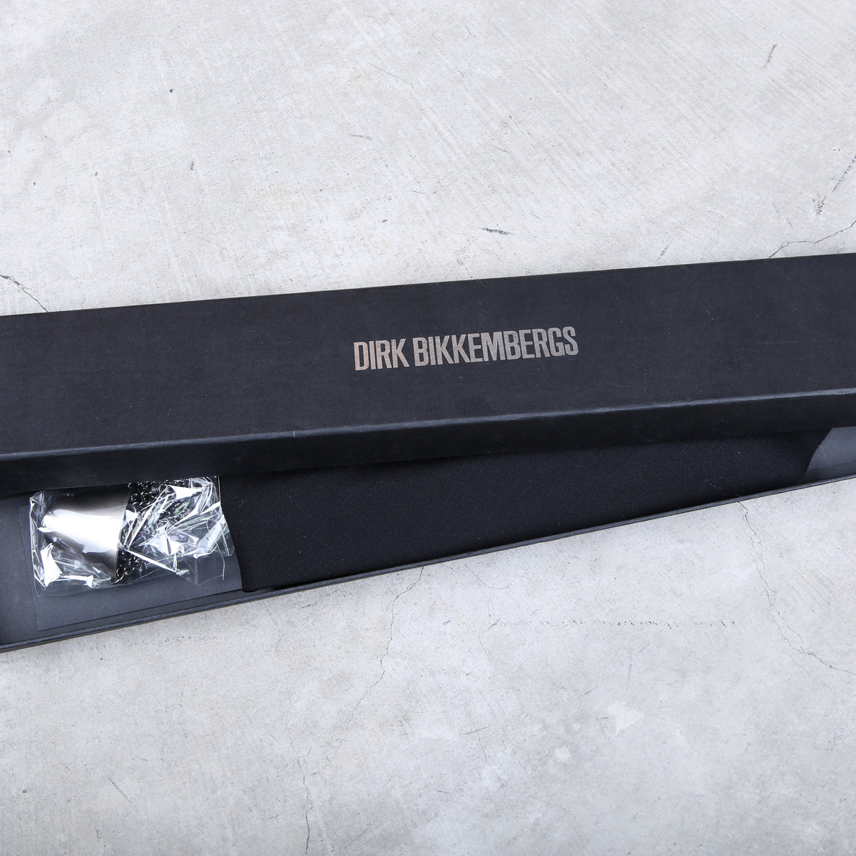 アクセサリー DIRK BIKKEMBERGS Dirk Bikkembergs Metal Tie Holder Chain – akaibu.co