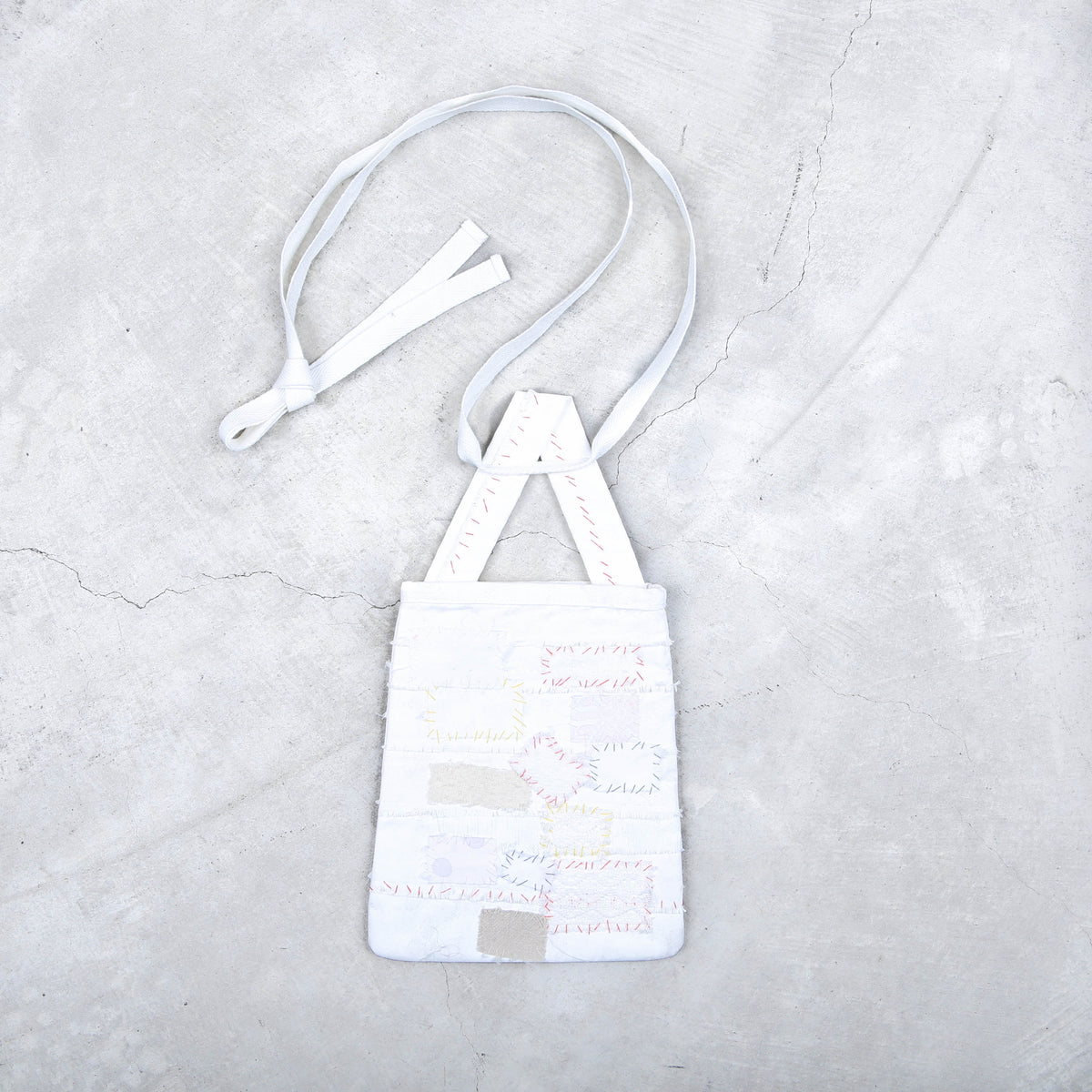 Undercover Scab SS/2003 White Body Pouch By Jun Takahashi – akaibu.co