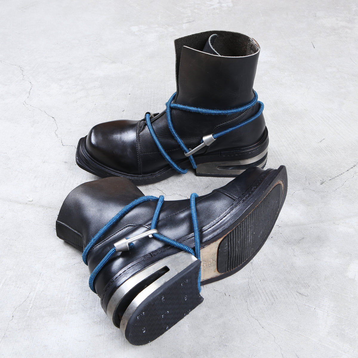 Dirk Bikkembergs Black Bungee Boots 1996 Steel Cut – akaibu.co