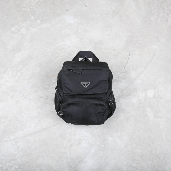 バッグ 90s prada archive nylon backpack ruck IMG_5055_grande.jpg?v=1610129074