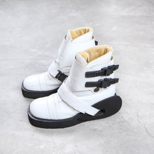 20471120 White Ski Boots SS/99