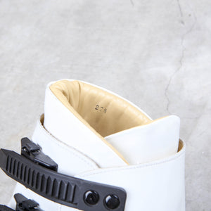 20471120 White Ski Boots SS/99