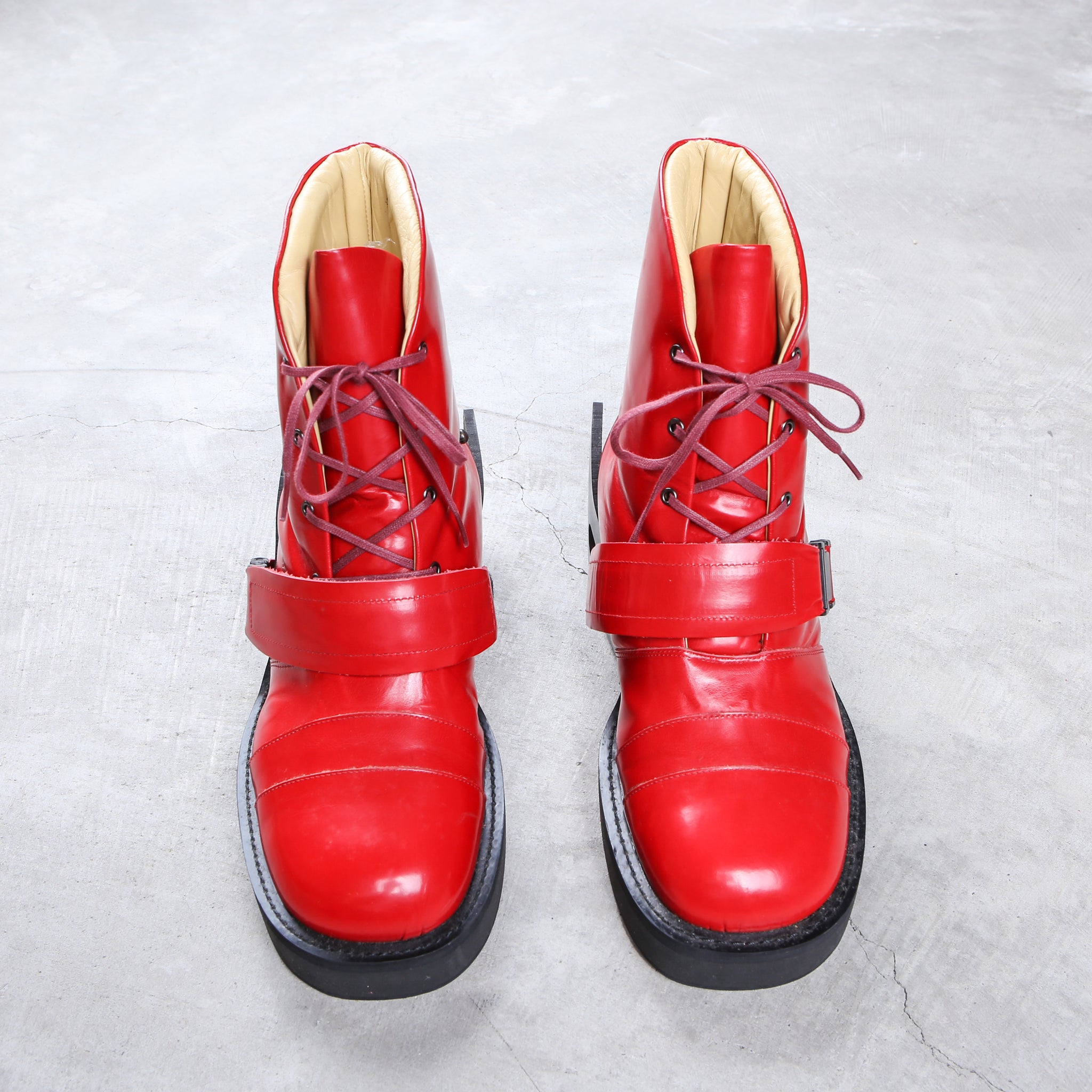 20471120 Red Ski Boots AW/96 – akaibu.co