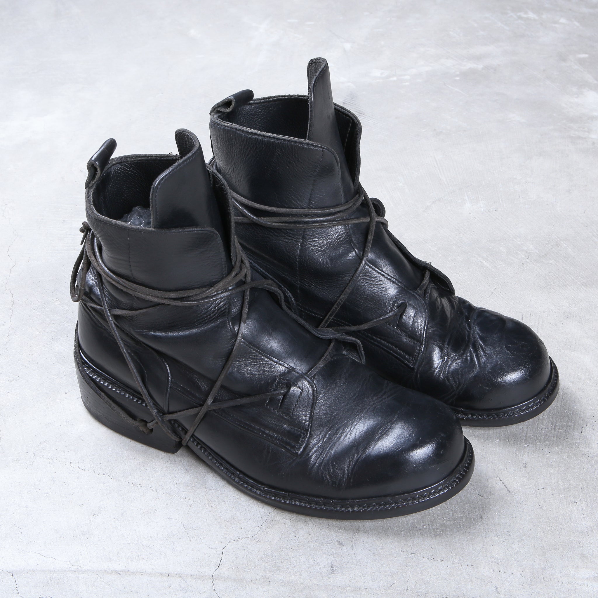 Dirk Bikkembergs 90s Lace Through Heel Boots – akaibu.co