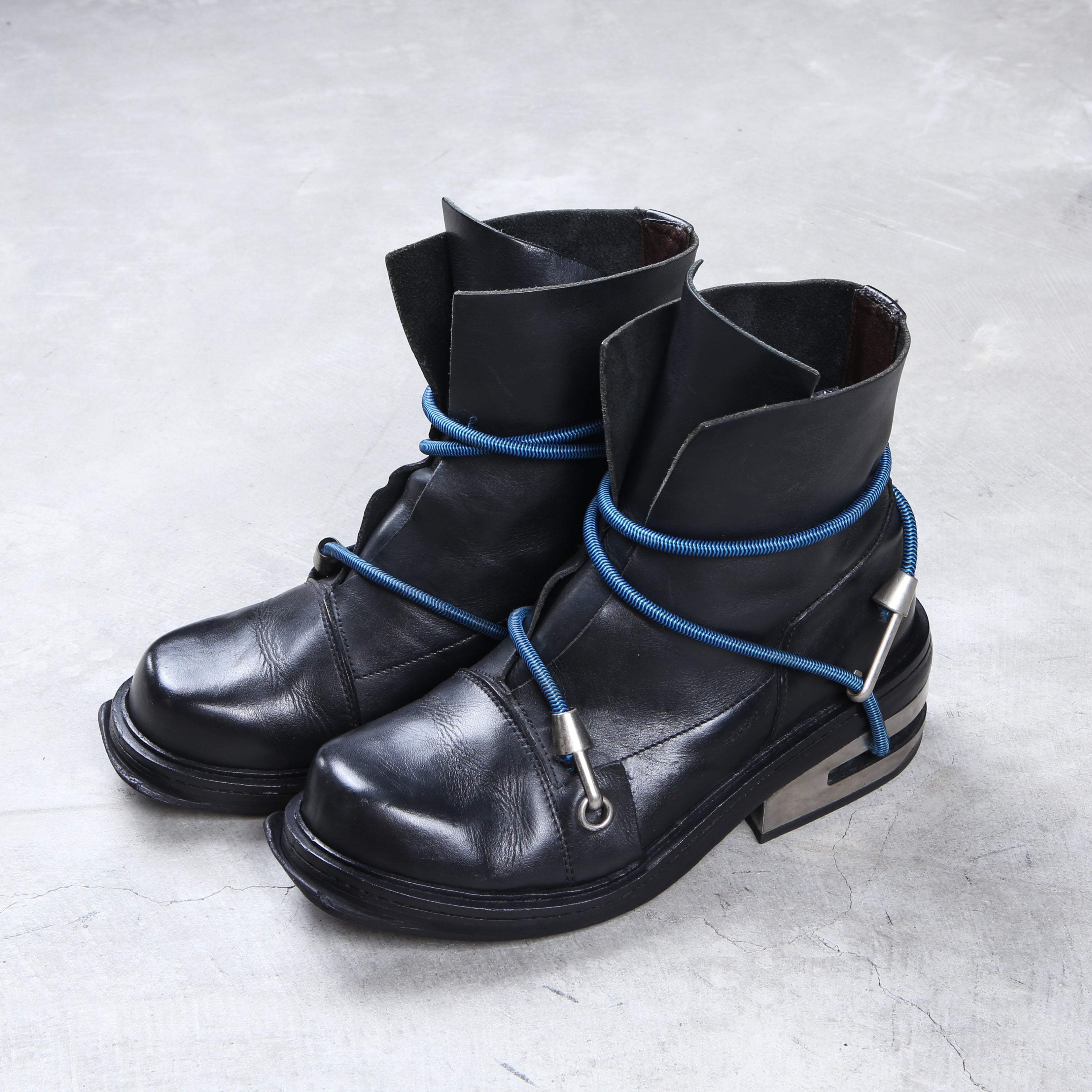 Dirk Bikkembergs Black Bungee Boots 1996 Steel Cut – akaibu.co